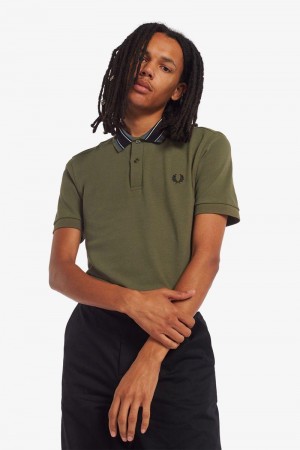 Green Fred Perry Medal Stripe Polo Men's Shirts | SG1537DFMN