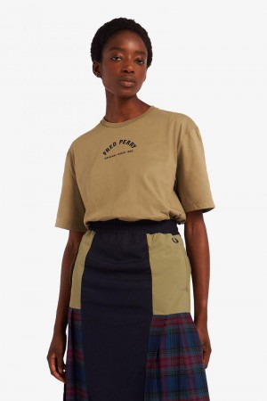 Olive Fred Perry Arch Branded Women's T Shirts | SG1028WNBY