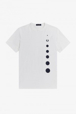 White Fred Perry Gradient Dot Men's T Shirts | SG1367QMAZ