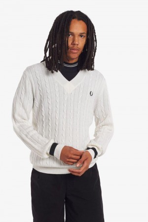 White Fred Perry K3801 Men's Knitwear | SG1743GSOL