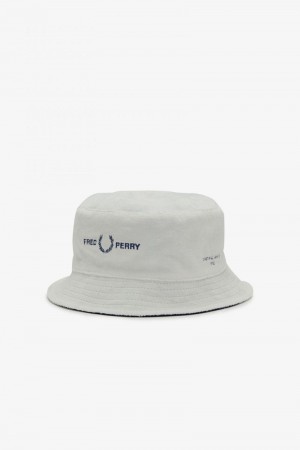 White Fred Perry Reversible Bucket Men's Hats | SG1968GSOL