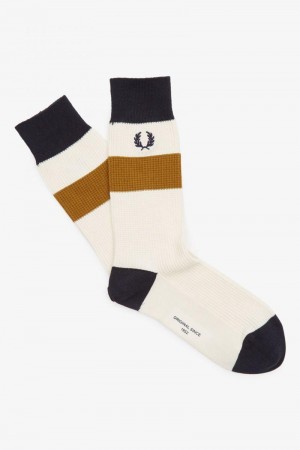 White Fred Perry Waffle Stripe Men's Socks | SG1871CTVE